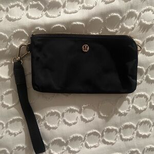 Lululemon curved wristlet!